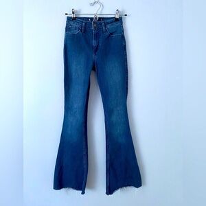 Hollister Size 0 24x31 High-Rise Flare Raw Hem Slitted Jeans Soft Stretch Denim